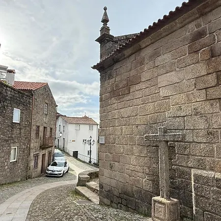 Casa Do Lambril * Tinalhas