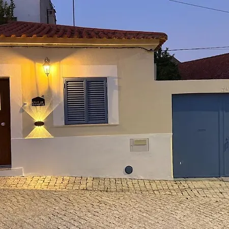 Casa Do Lambril * Tinalhas